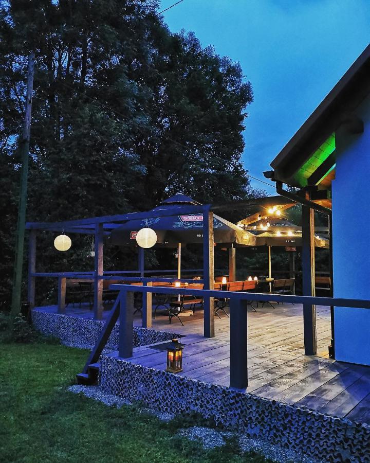 דירות Arłamów Osrodek Volfcamp Kwaszenina מראה חיצוני תמונה